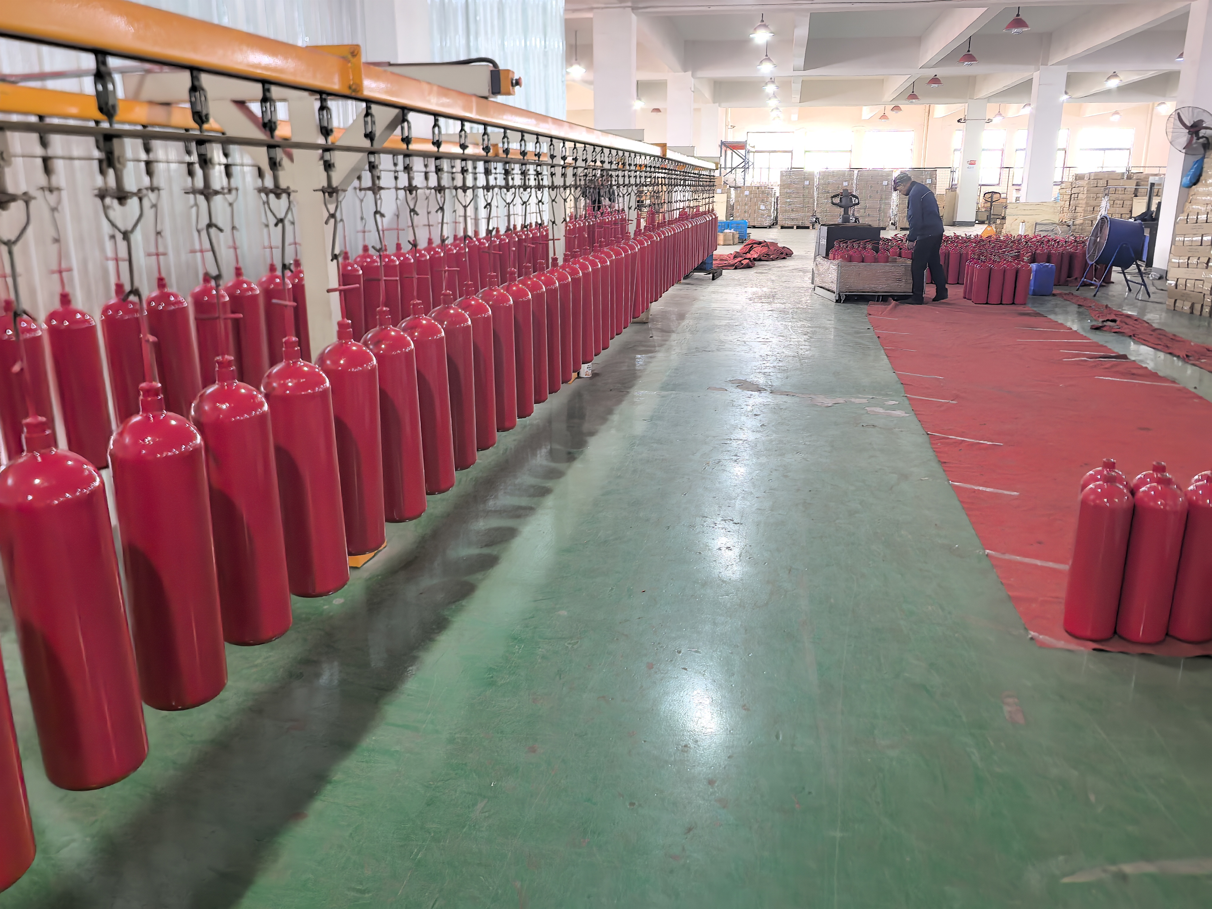 СО2 огнетушитель