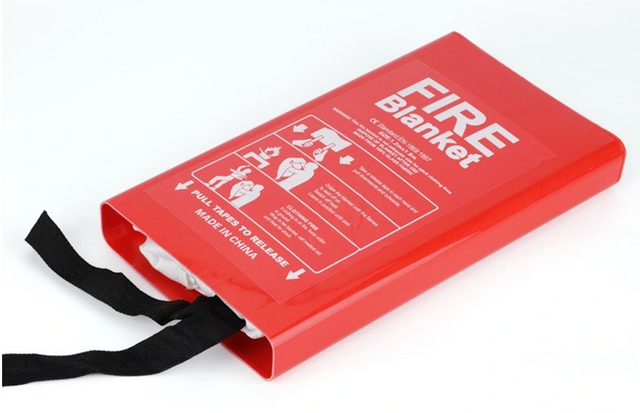 Функциональное легкое противопожарное одеяло для семьи